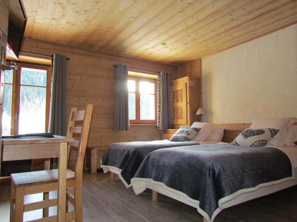 レ・ジェ Chez La Fine Bed & Breakfast 部屋 写真